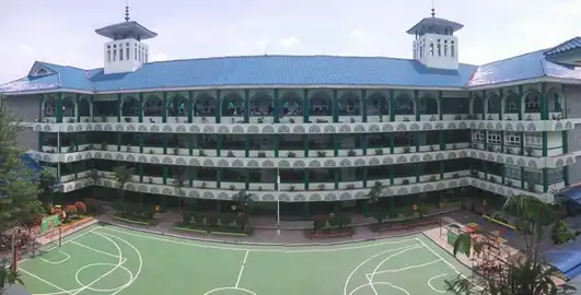 Al-Azhar 17 (Bintaro)