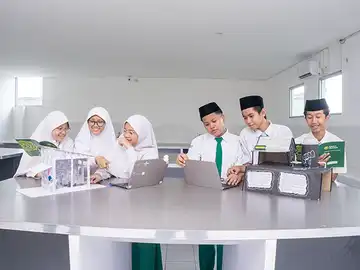 Gema Nurani Integrated Islamic School