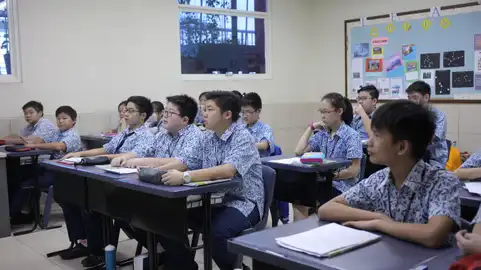 SIS Pantai Indah Kapuk