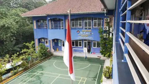 Sekolah Islam Al Fauzien