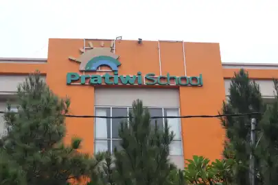 Pratiwi School